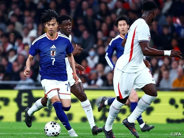 日本左路搭档闪耀友谊赛 中村敬斗赞三笘薰精妙