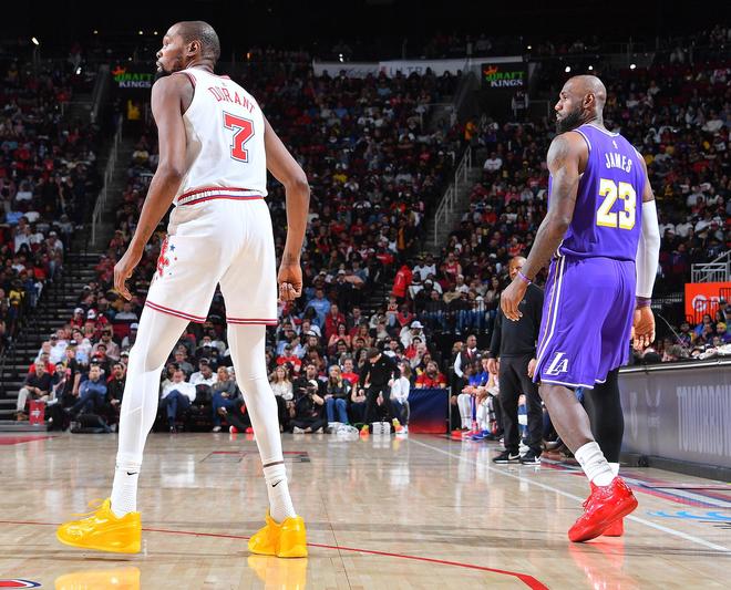 火箭季后赛关键战役：申京VS艾顿对位决定胜负